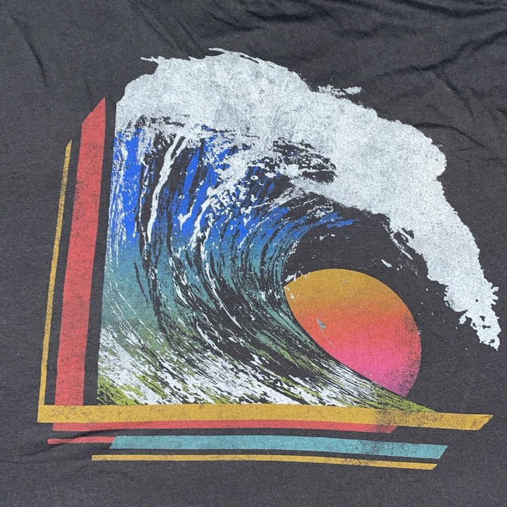 Old Navy graphic tshirt